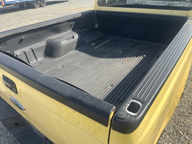 2010-ford-f250-image-15