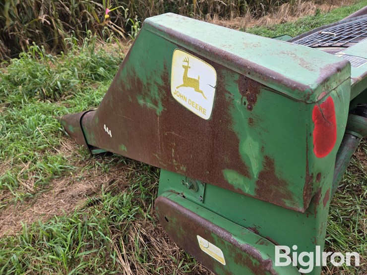 john-deere-444-image-19