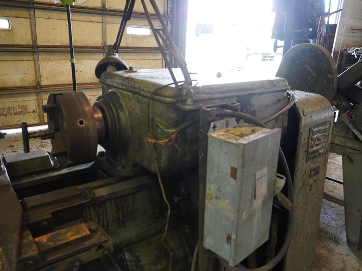 #170-•-r-&-mcdougall-engine-lathe-image-11