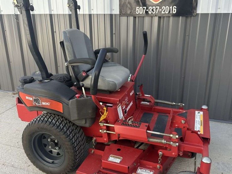 bush-hog-m5225-zero-turn-lawn-mower,-52"-cutting-width,-25hp-briggs-and-stratton-egnine,-208-hours-image-3