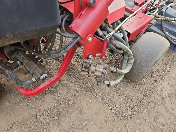 toro-greensmaster-3100-image-13