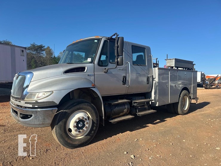 2008-international-durastar-4400-image-1
