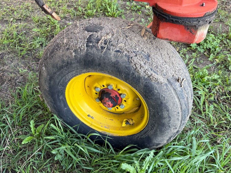 bourgault-8810-image-12