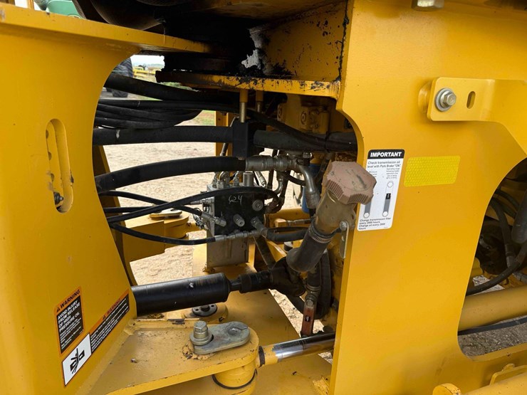 deere-624k-image-20