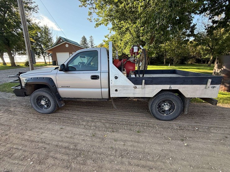 2007-chevrolet-2500hd-image-14