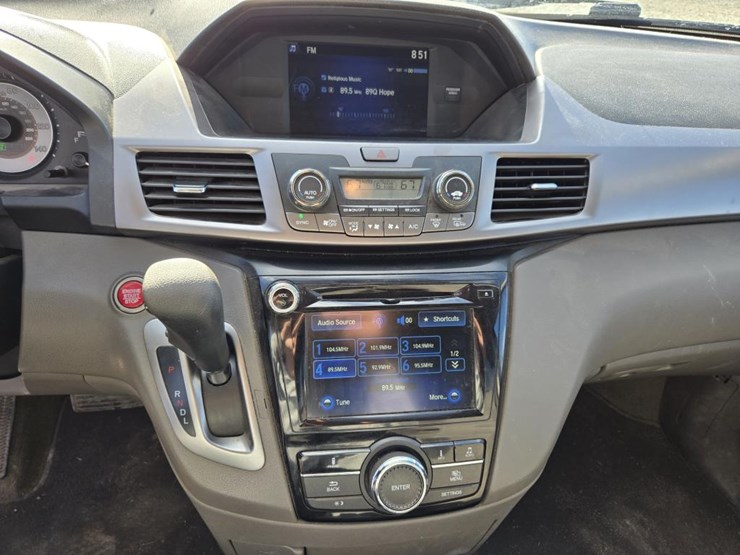 2014-honda-odyssey-image-45