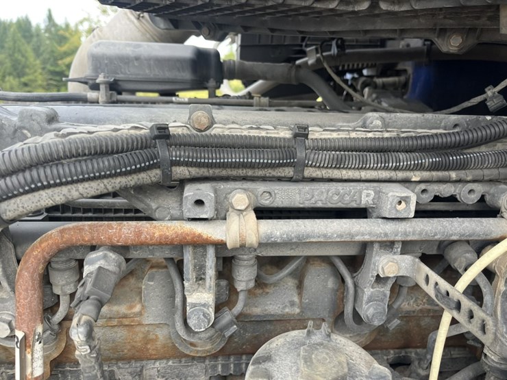 2020-kenworth-t680-image-26