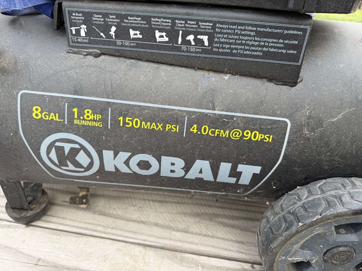 kobalt-8-gallon-air-compressor-image-5