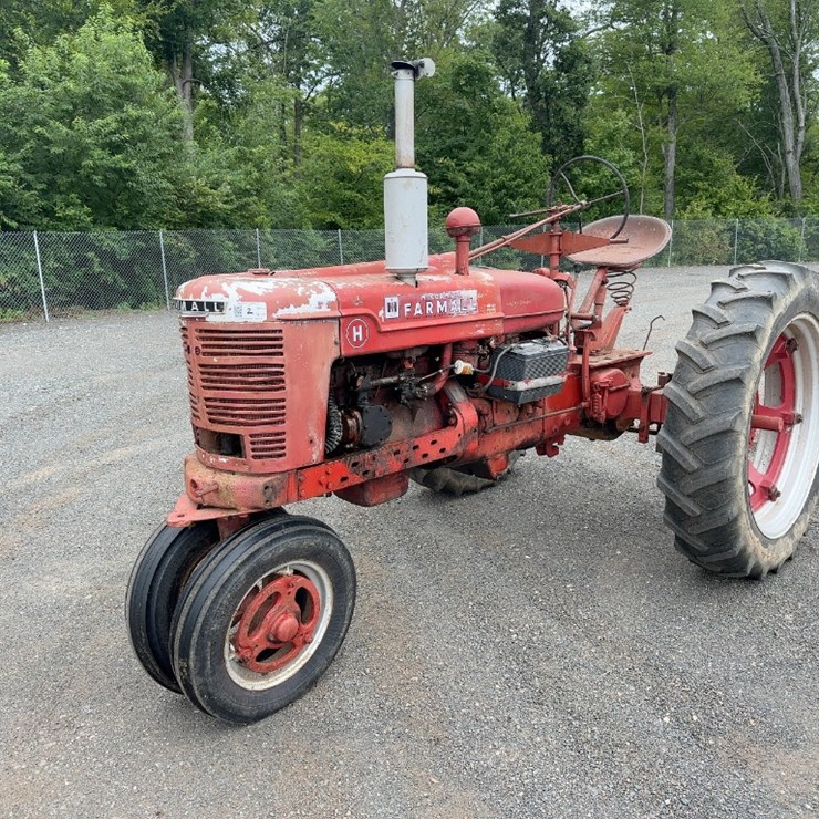 MCCORMICK FARMALL H TRACTOR