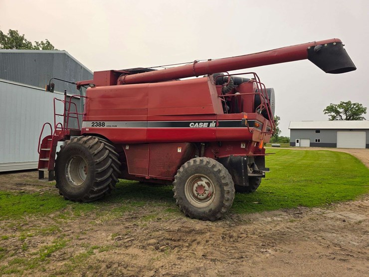 2002-case-ih-2388-image-19