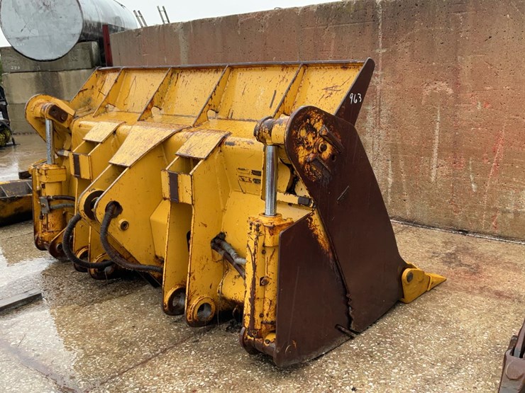 caterpillar-963b-image-3