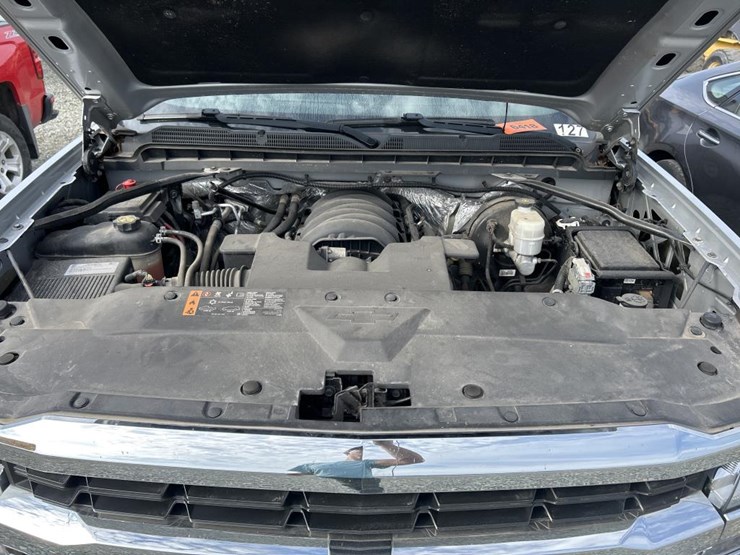 2017-chevrolet-silverado-1500-image-30