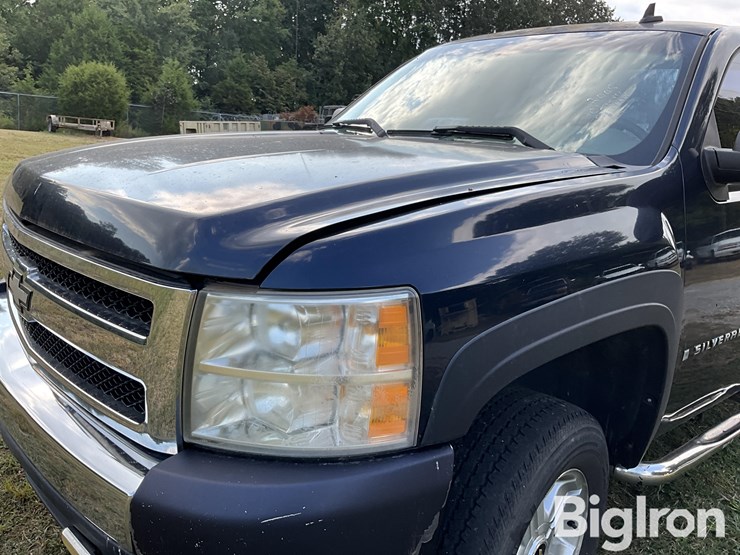 2008-chevrolet-silverado-1500-ls-image-10