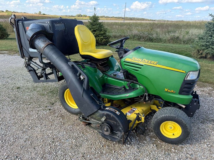 john-deere-x485-image-2