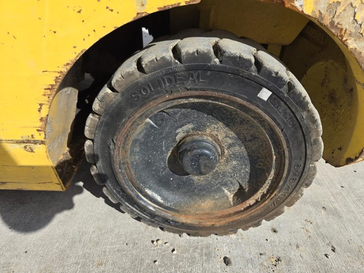 hyundai-25lc-7m-image-45
