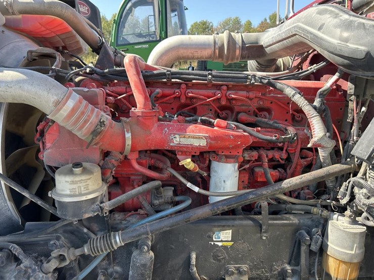2012-peterbilt-389-image-46