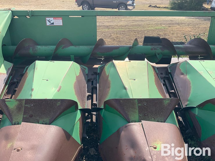 john-deere-546-image-17