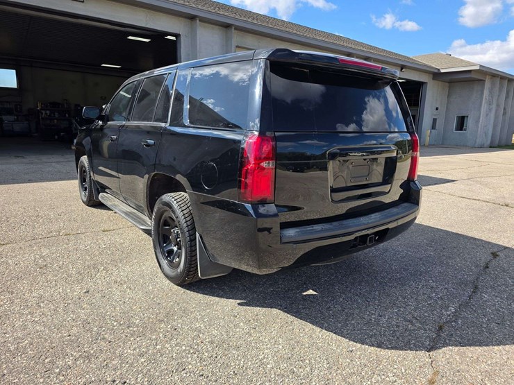 2019-chevrolet-tahoe-image-13