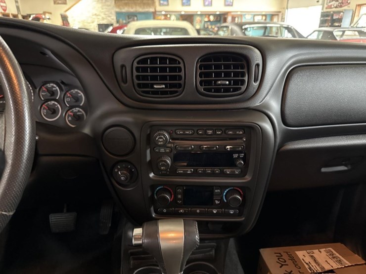 2008-chevrolet-trailblazer-image-32
