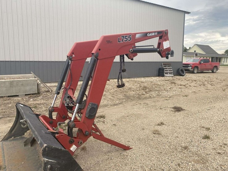 case-ih-l755-image-4