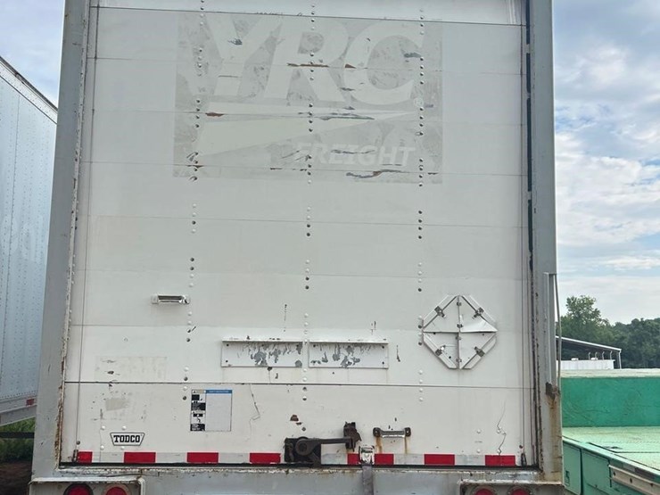 2014-stoughton-28-ft-image-7