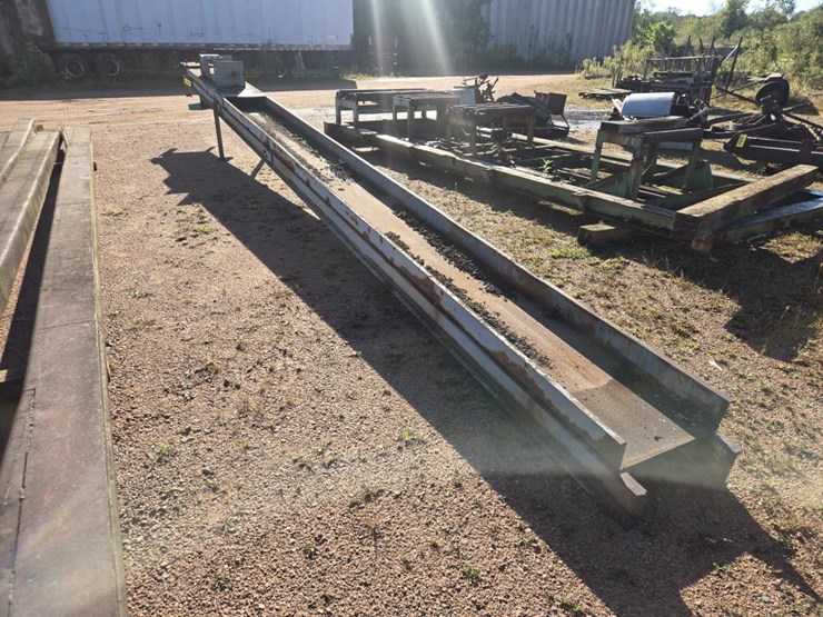 #2777-•-30’-conveyer-housing-image-3