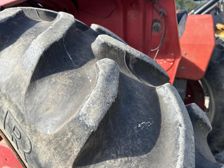 massey-ferguson-165-image-54