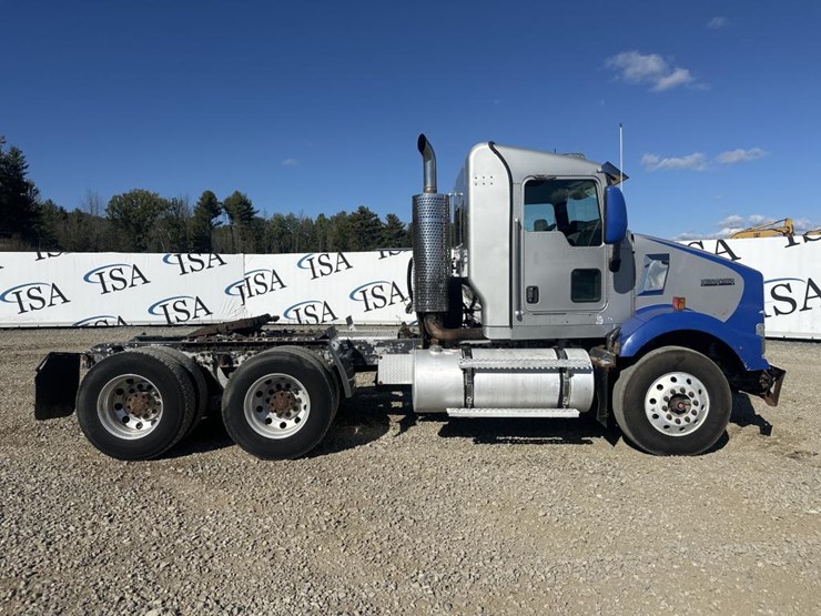 2005-kenworth-t800-image-6
