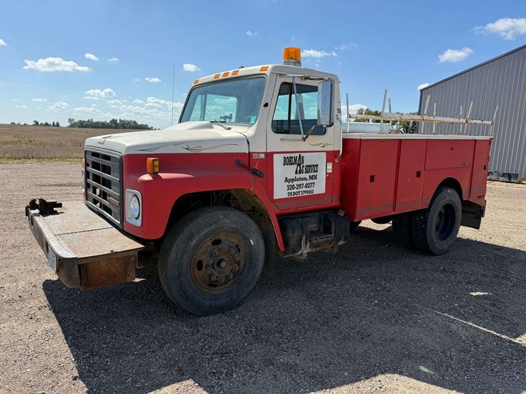 1986-international-s1700-image-1