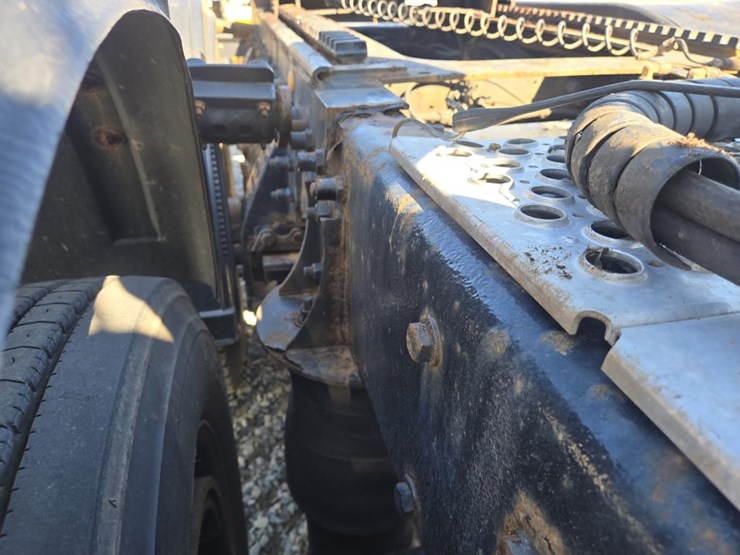 2006-caterpillar-c15-image-19