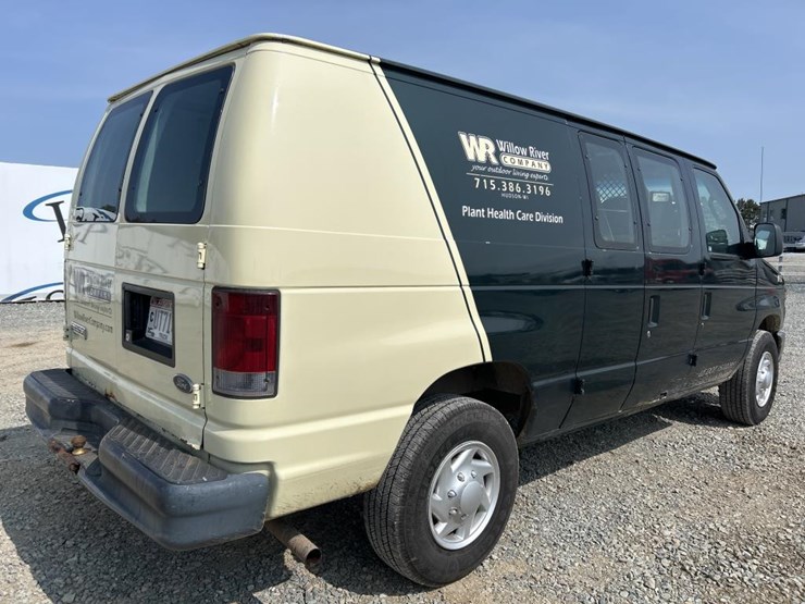 2008-ford-e250-image-5
