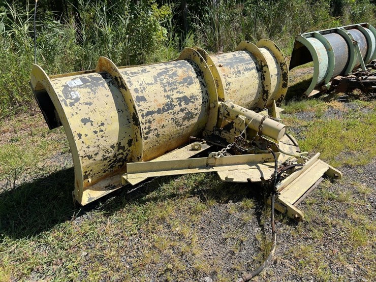 10'-power-angle-snow-plow-image-2