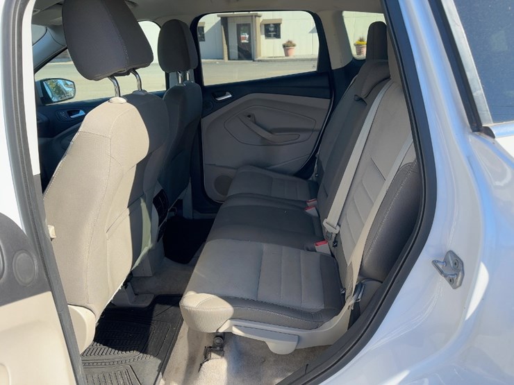 2014-ford-escape-se-image-14