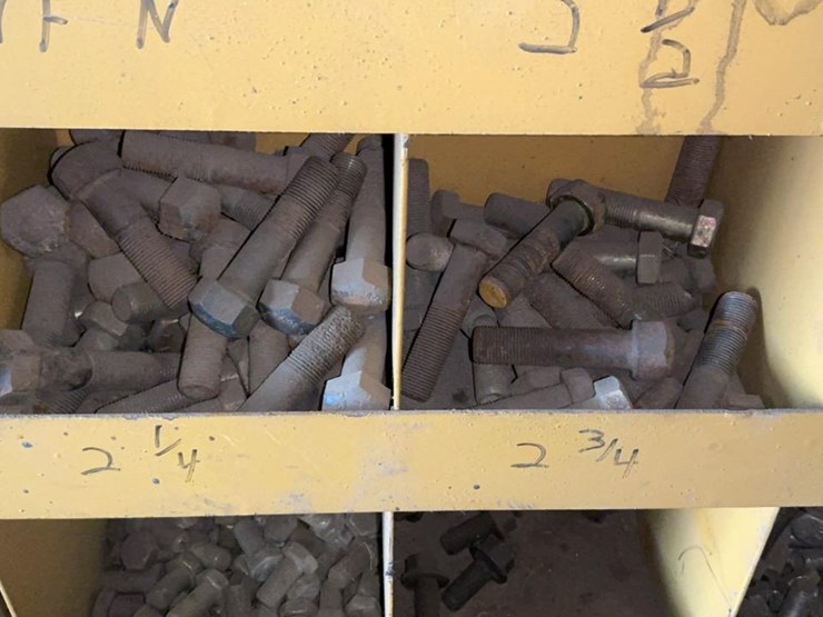#122-•-nuts-and-bolts-racks-image-104