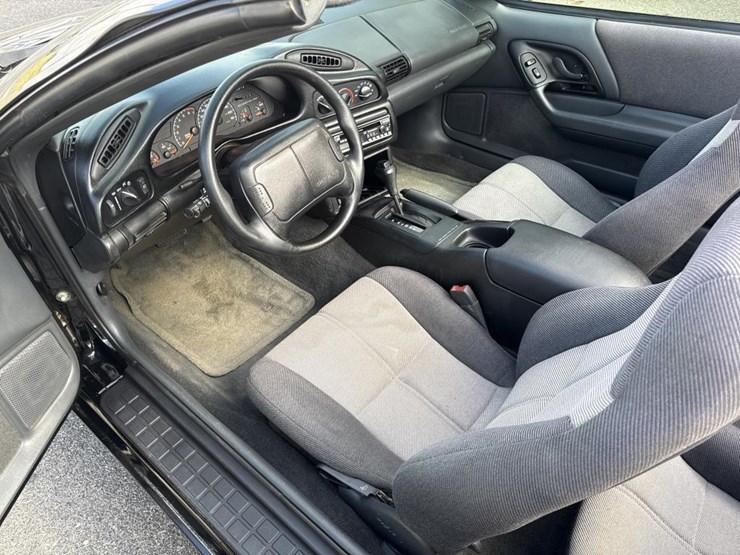 #2308-•-1995-chevrolet-camaro-image-18