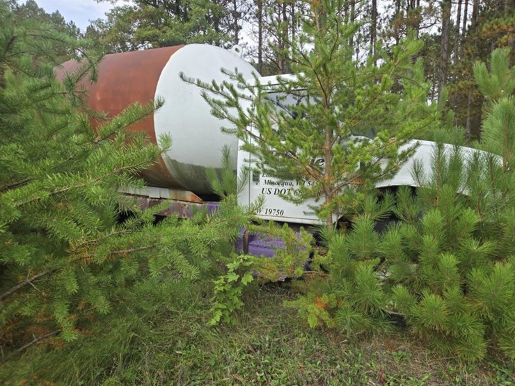 #2583-•-propane-truck-image-3