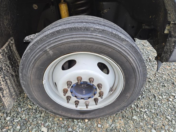 2009-ford-f550-image-72