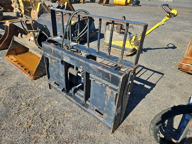 60"-hydraulic-side-shift-forks-image-3