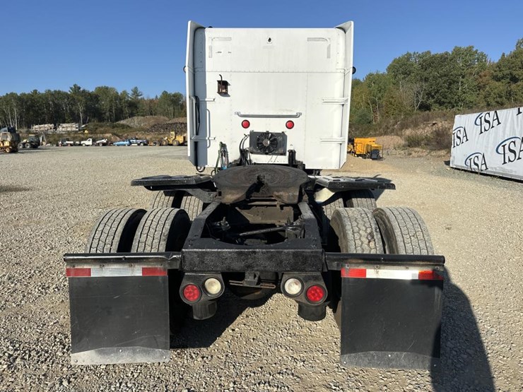 2007-peterbilt-386-image-4