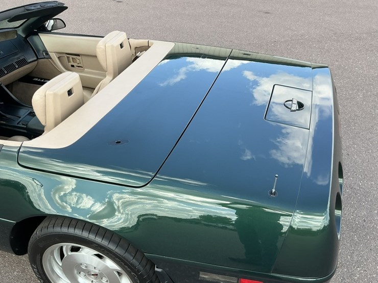 #2283-•-1993-chevrolet-corvette-convertible-image-23