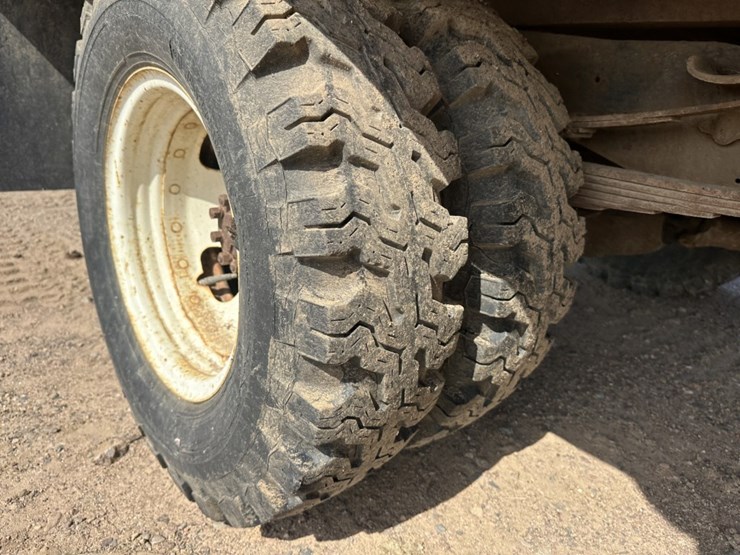 1968-ford-f350-image-40