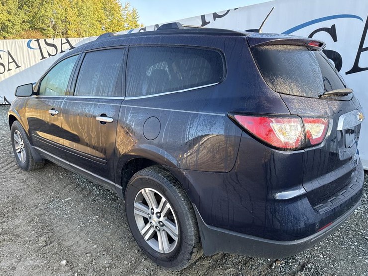 2016-chevrolet-traverse-image-3