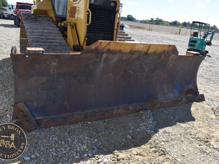 2020-caterpillar-d6n-lgp-image-36