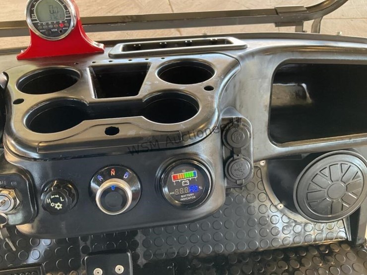 2022-hdk-golf-cart-image-13