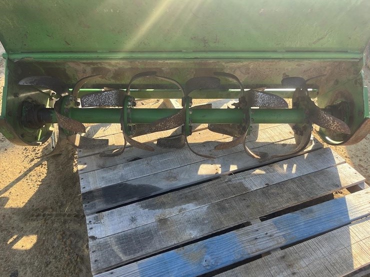 john-deere-647-image-4