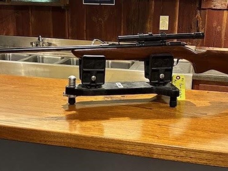 remington-model-511-.22-rifle-image-1