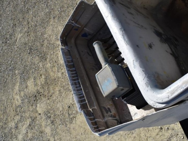 2012-international-durastar-4300-image-56