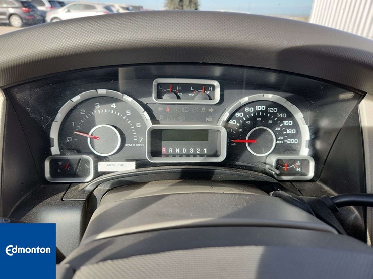 2011-ford-expedition-image-7