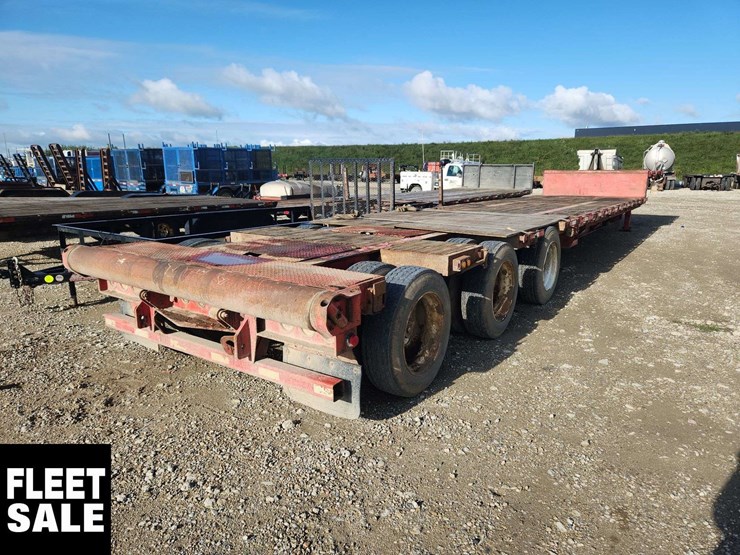 2008-manac-tri/a-step-deck-trailer-image-4