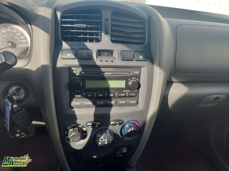 2005-hyundai-santa-fe-image-12